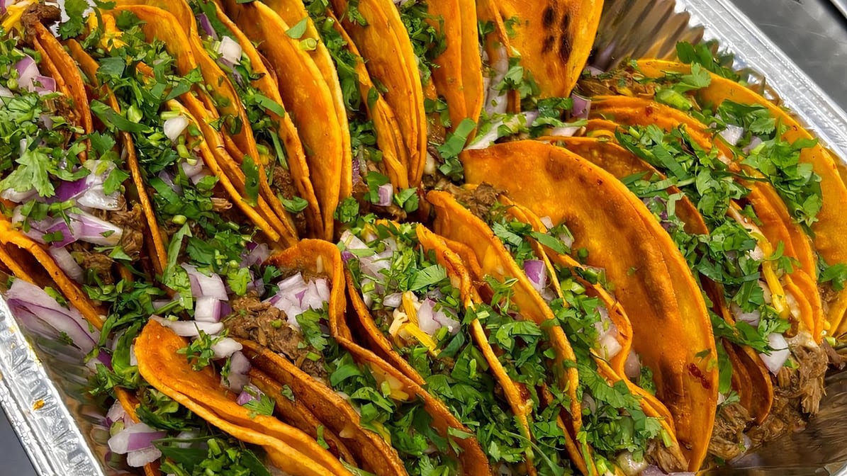 Los Barbaros Birria by null
