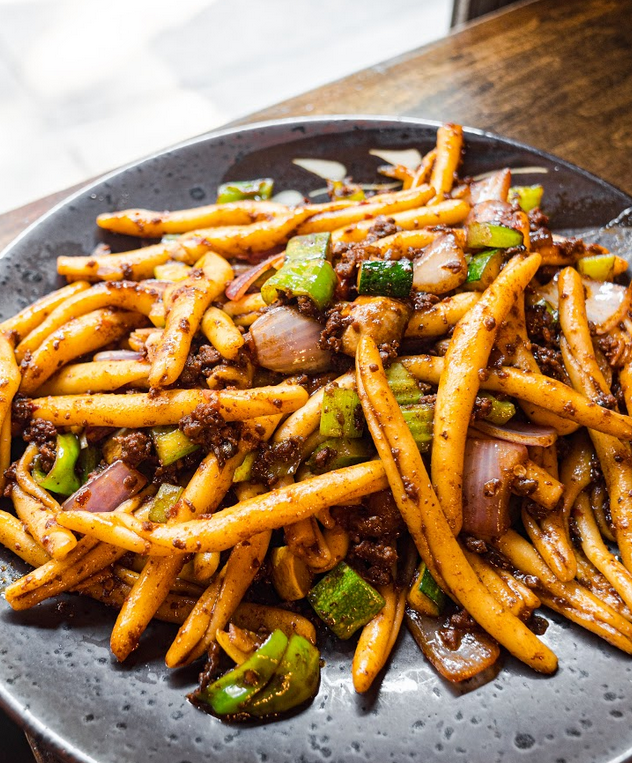 Jiang's Kitchen 疆湖 - Halal Chinese Food by null