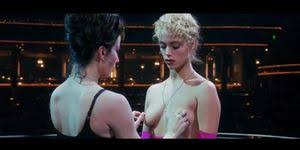 Thumb showgirls berkley jpg x Elizabeth berkley