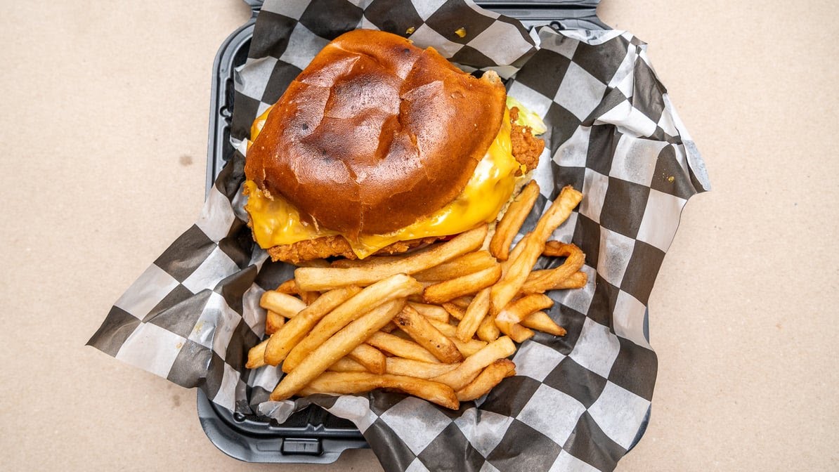 So Baltimore Sports Bar & Lounge by null