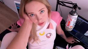 Hot blonde webcam from library more cams download jpg x Blonde webcam