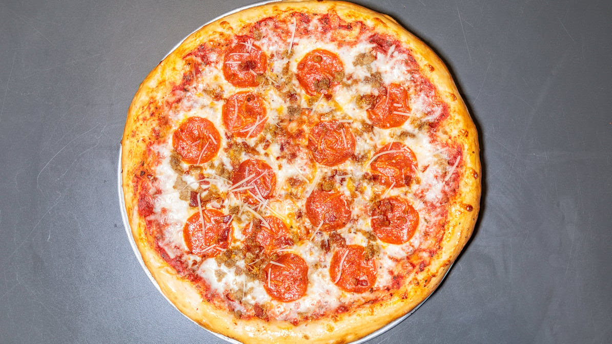 Tommie's Pizza by null