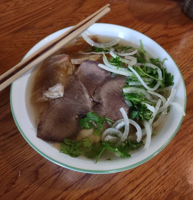 Broth & Basil by null