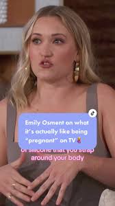 Slithur nude sandal worn gabi diamond emily osment in young hungry season episode gif x Emily osment
