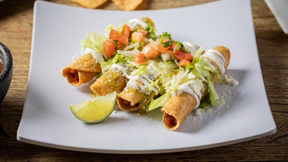 Tatas Tacos - Original Six Corners by null