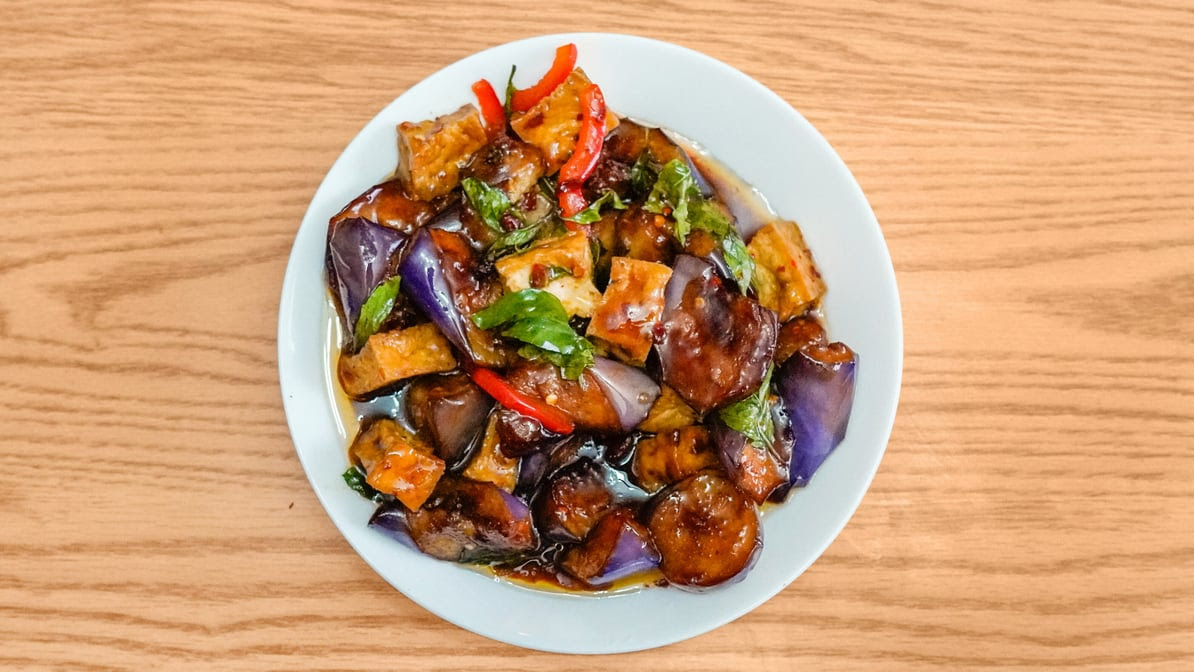 Larb Thai Restaurant by null