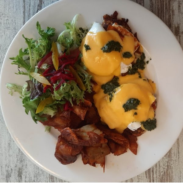 Dirty Food Eatery by null