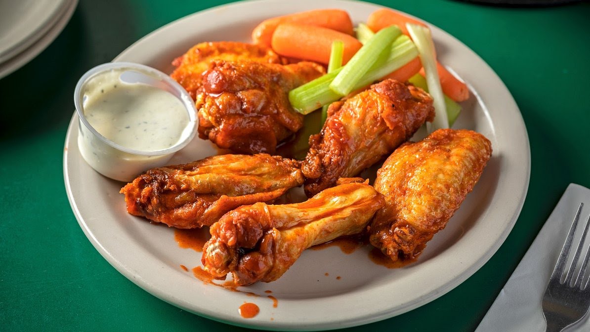 Michael's Original Pizzeria & Tavern by null