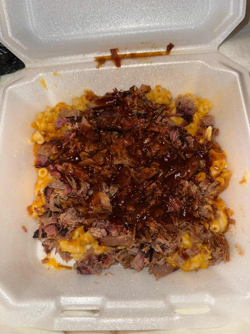 BIG SMOKEYS BBQ AND MORE by null