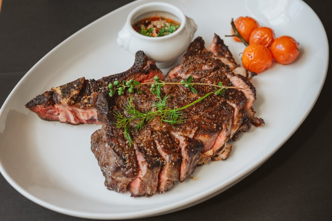 Teakwood Thai Chophouse by null