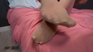 Ahr rumduuymlnznvjay di ni ymdmzodawxzeuanbn jpg x Teen foot