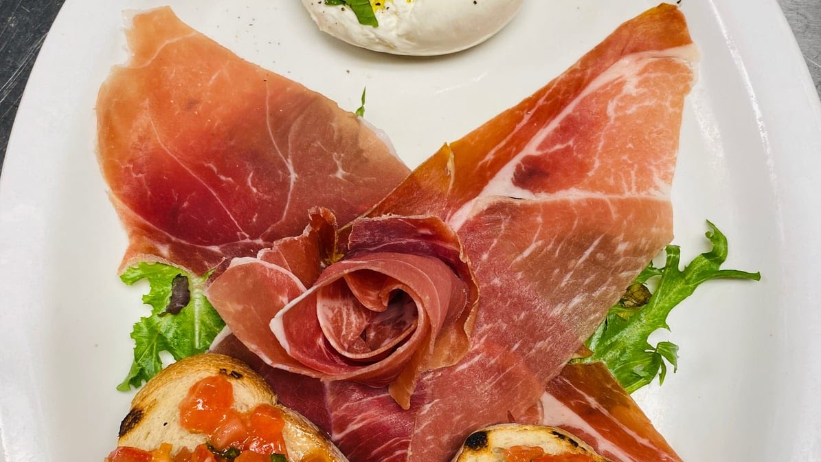 Nella Pizza e Pasta by null