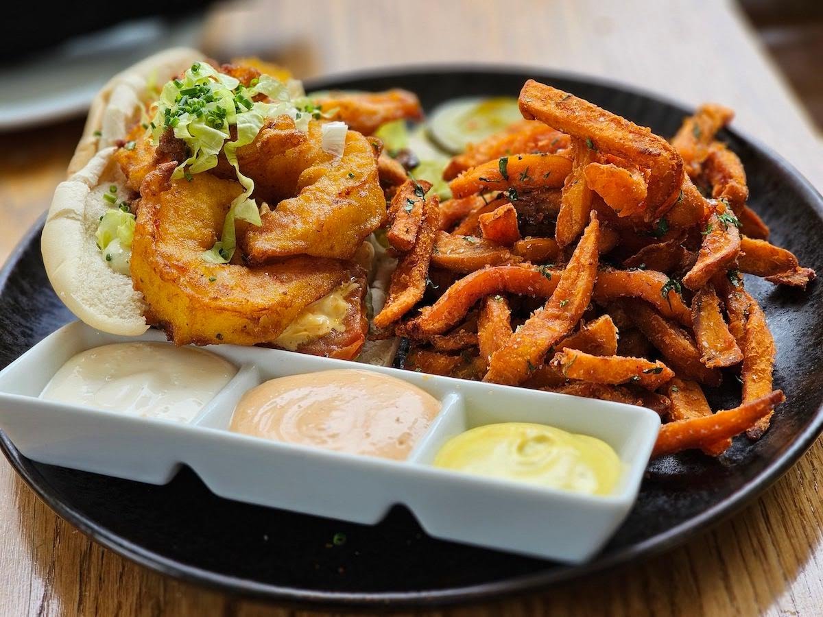 Mussel Bar & Grille Arlington by null