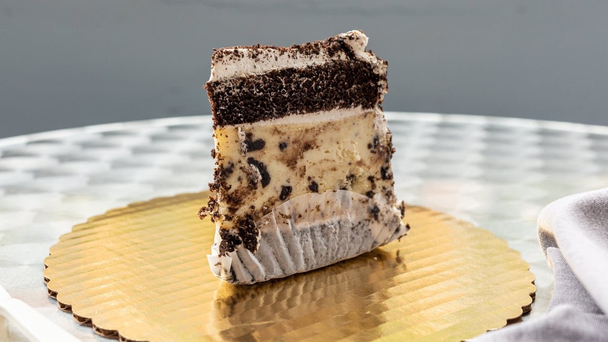 Mike's Pastry - Assembly Row by null