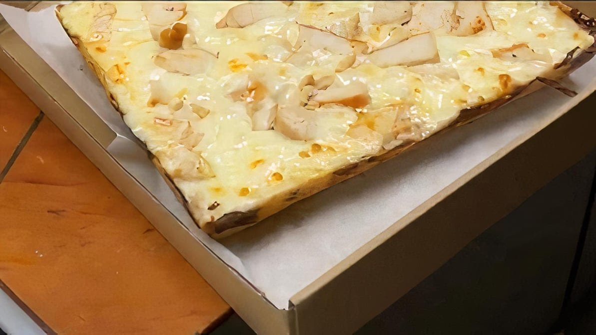 Triple Jays Pizza Bar by null