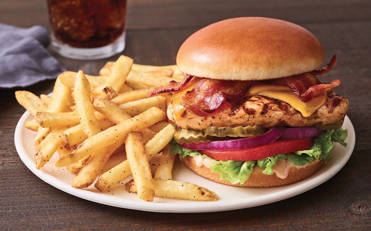 Applebee's Grill + Bar by null
