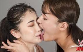Japanese lesbian kissing jpg x Japanese lesbian kissing