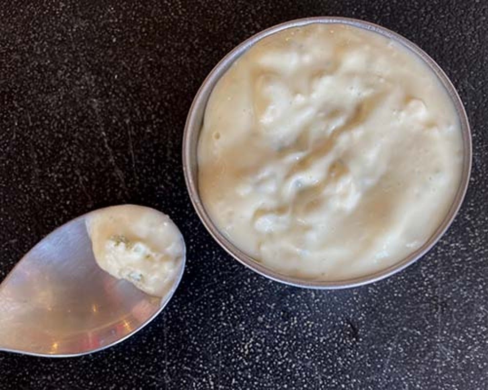 Roosters Run by null