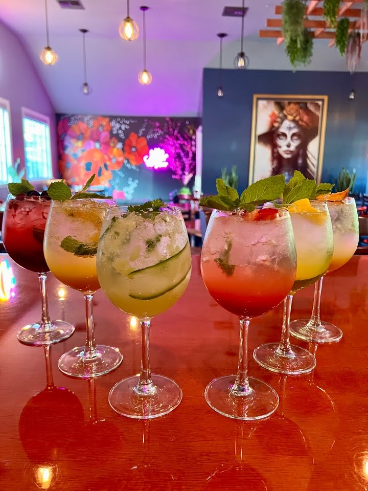 Colossal Restaurant - Bar & grill in Wharton, Wharton | Reviews, Photos ...