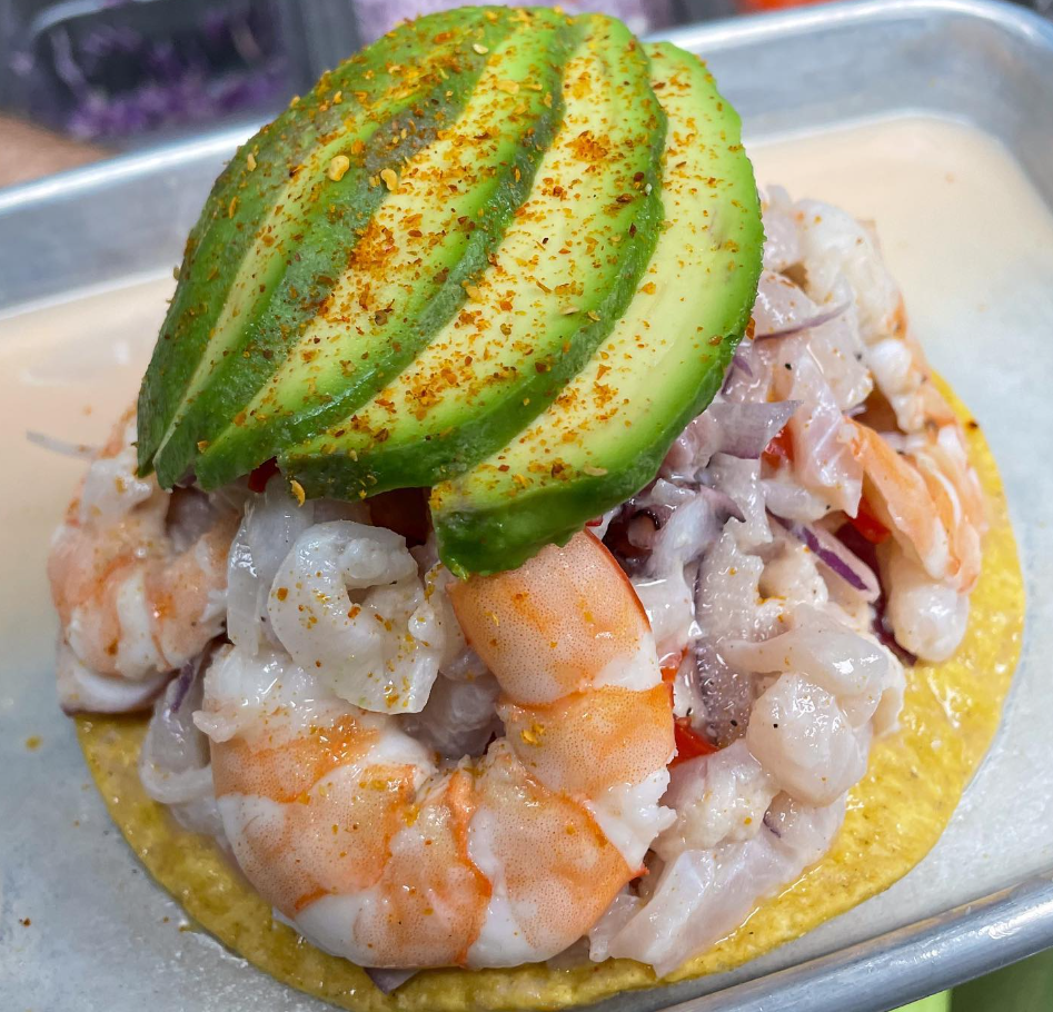 Mariscos El Submarino by null