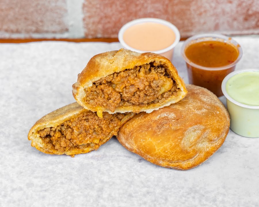 Cachapas y Mas by null