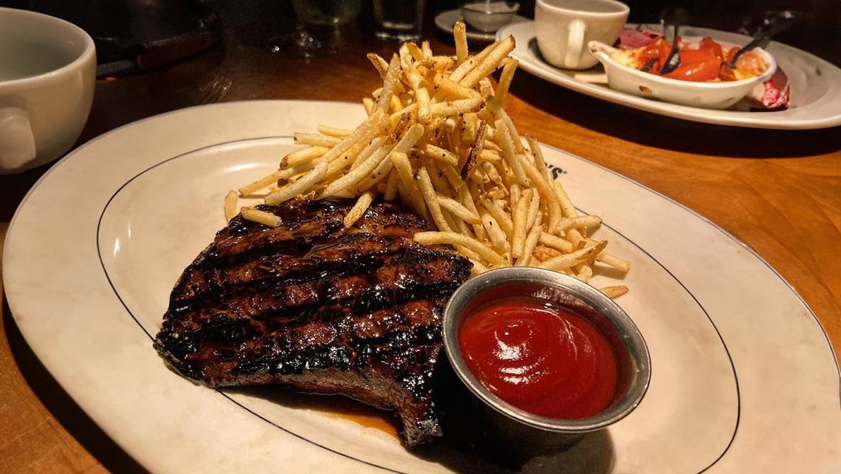 J. Alexander's Restaurant by null