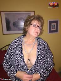 Busty granny jpg x Busty granny