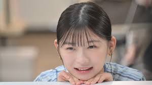 伊藤沙梨|画像・写真4枚目】伊藤沙莉 “顔芸”話題の裏で8年通い続ける「小顔サロン」驚愕の“お値段”は？ | 女性自身