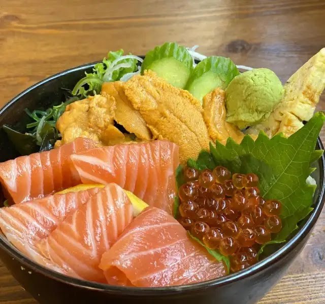 Umi Hand Roll Bar by null
