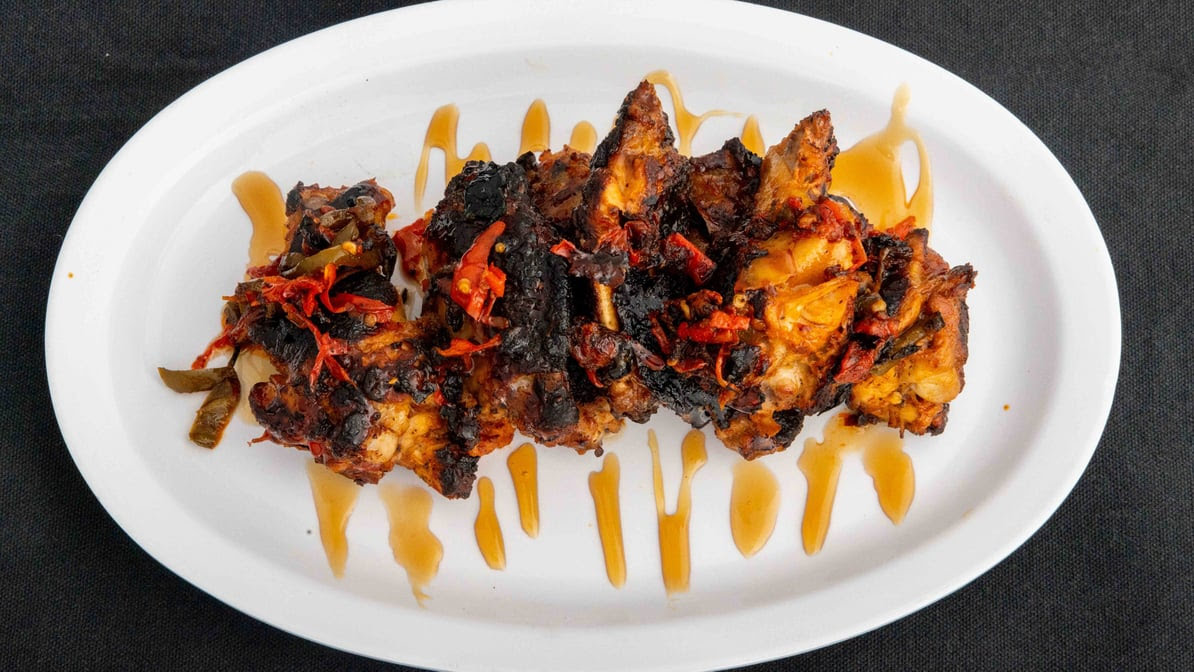 Max and Leo's Pizza Newton by null