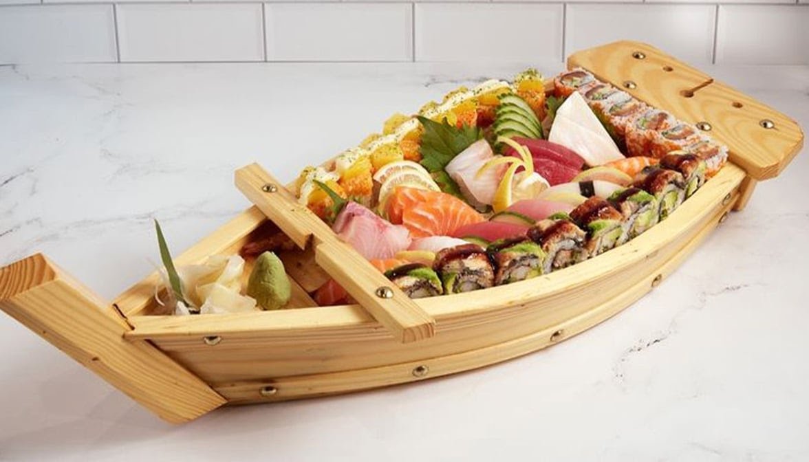 YōKi Japanese Restaurant & Bar - Ramen & Sushi Place by null