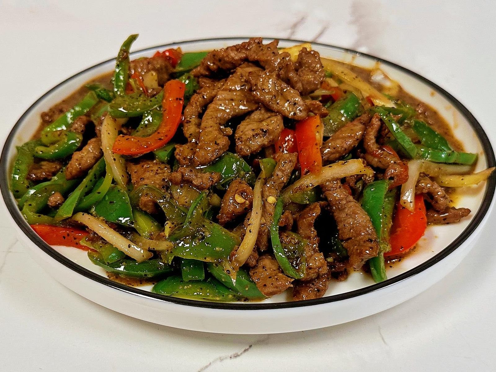 DH Noodles & Grill 敦煌兰州牛肉拉面 by null