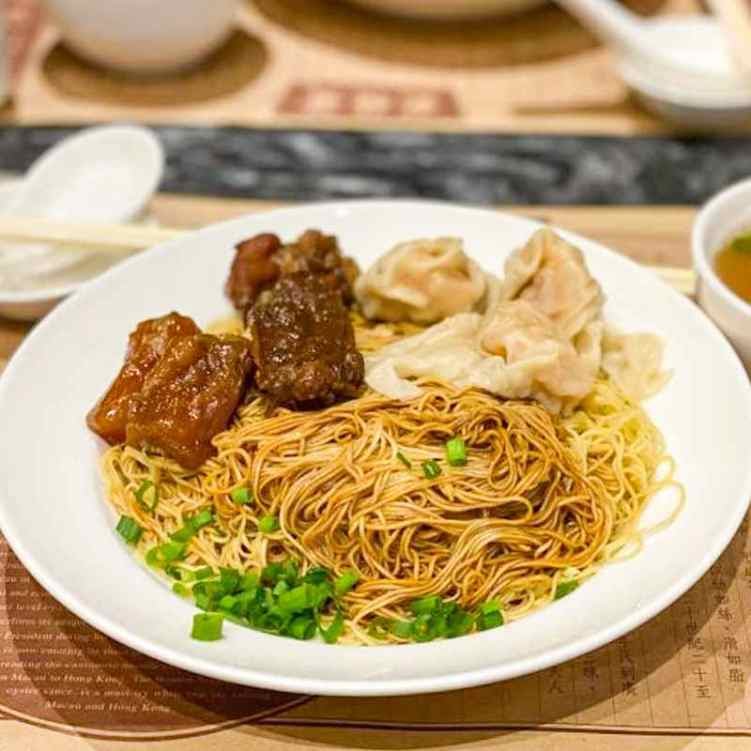 Mei Lai Wah | Wonton Noodle Garden by null