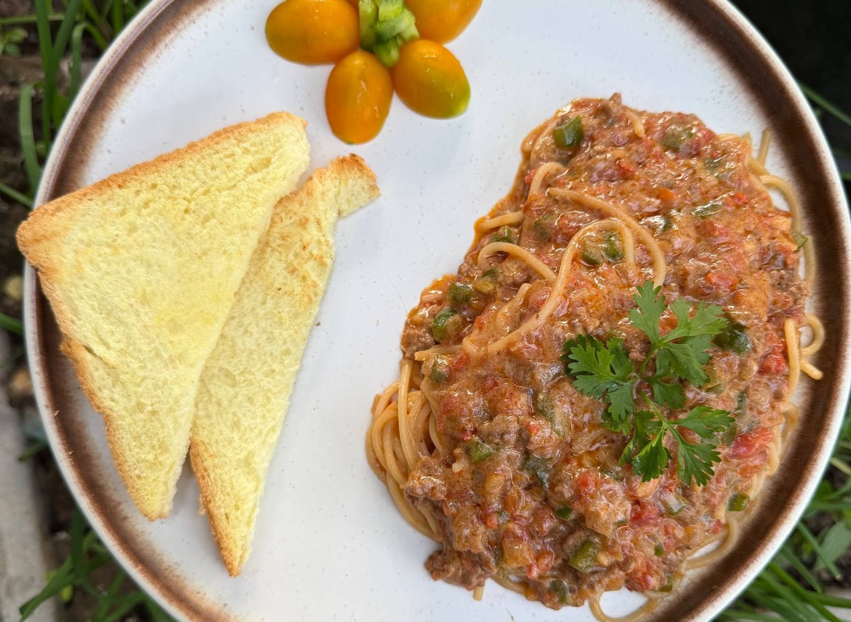 Tang Mouy Coffee by null