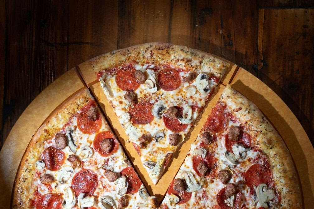 Mikey's Late Night Slice by null