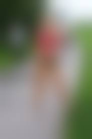  на людях безтрусиков|Девушки без трусов и комплексов на улице в кафе и баре (ФОТО) | Порно на  Приколе!