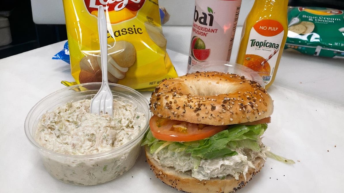 Mike's Bagels by null