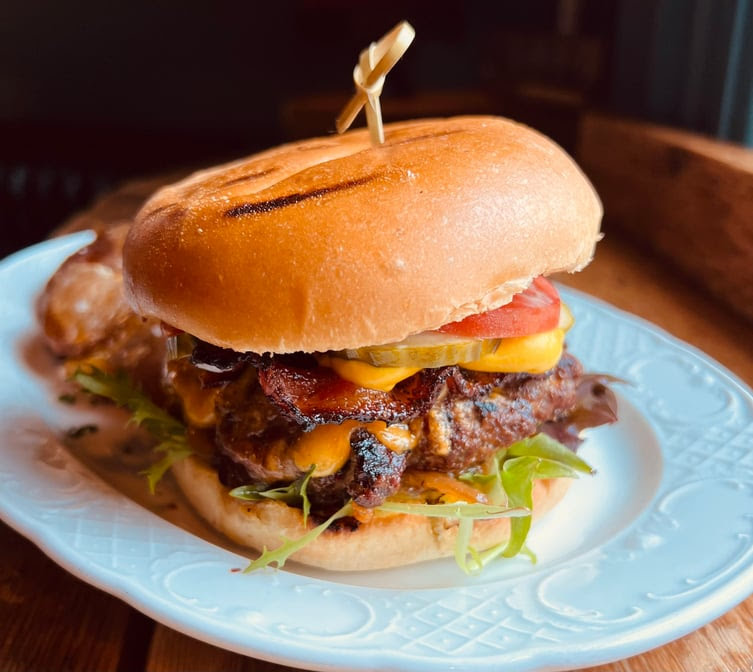 Slaymaker & Nichols Gastro House by null