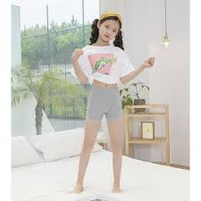 JS 女子小学生　パンツ見せ|昭和４８年寒さに負けない子供を育てようと、パンツ…：昭和の子供たち 写真特集：時事ドットコム