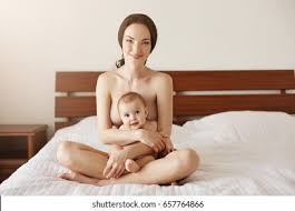 young mom nude|123RF