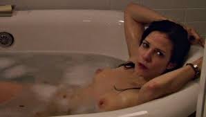 Mary louise parker nude sex scene video in a bar from weeds jpg x Weeds sex scene