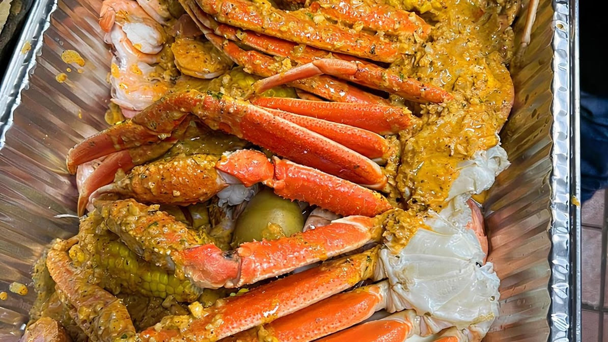 Crab King Cajun Boil & Bar by null