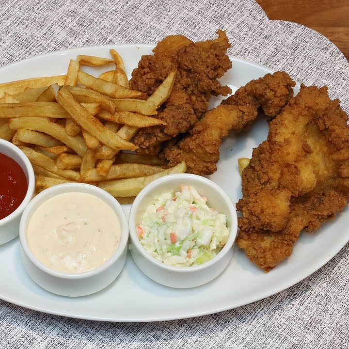 Highlands Cafe and Grill by null