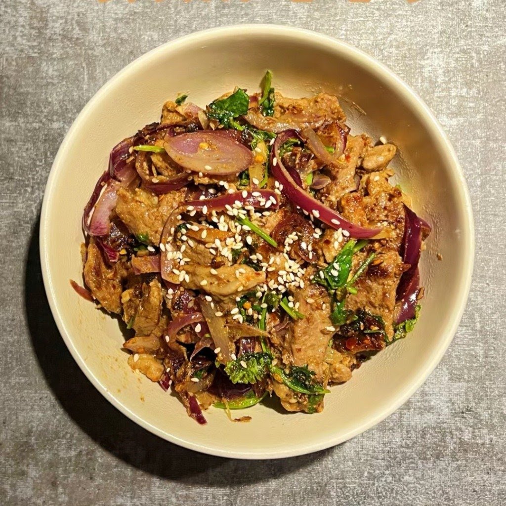 Heng's Kitchen by null