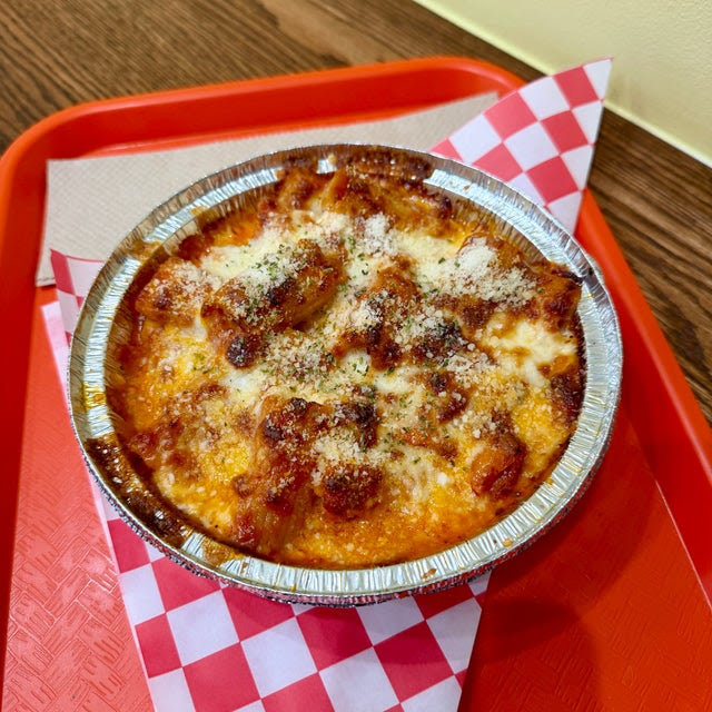 Old Gold Tomato Pie by null