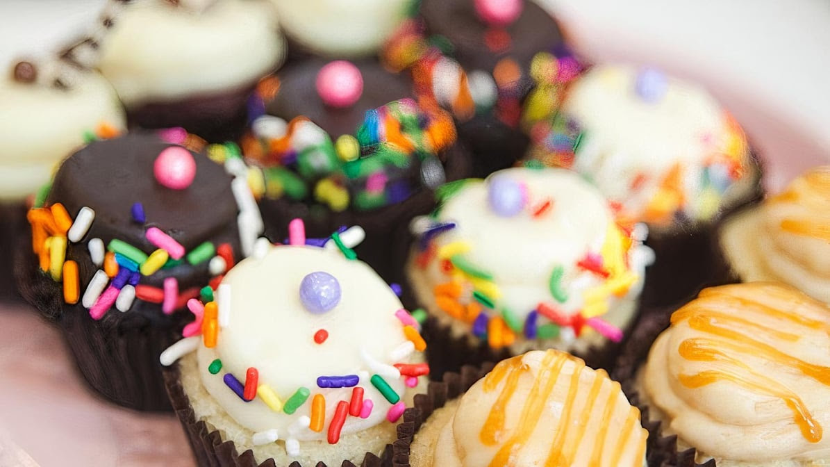 Cupcakin' Bake Shop by null