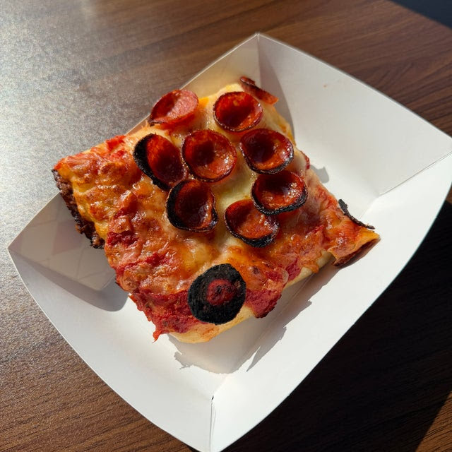 Old Gold Tomato Pie by null