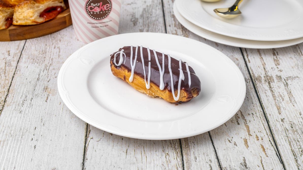 Party Cake Bakery by null