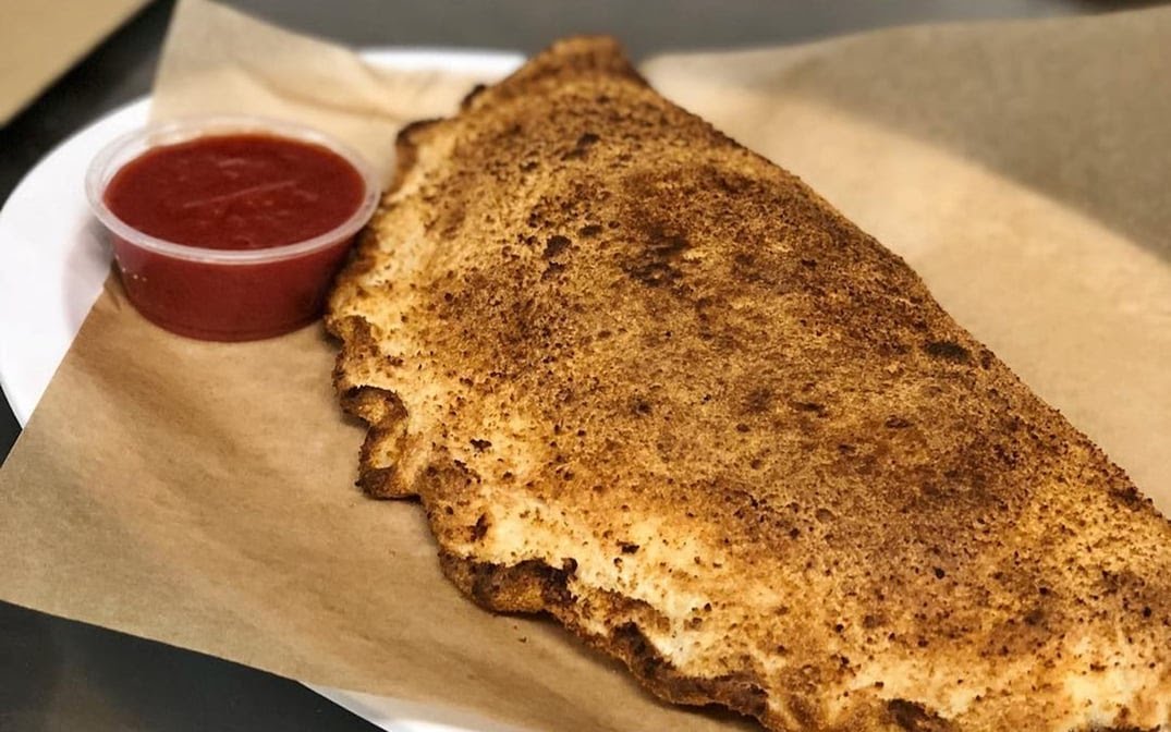 Canadian Pizza by null