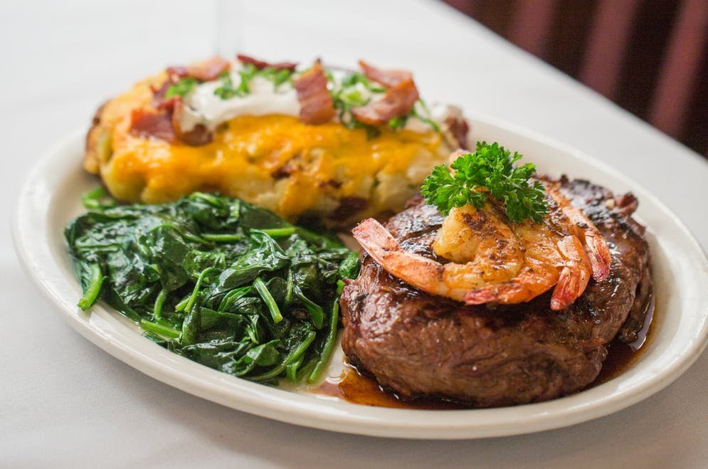 Eugene's Gulf Coast Cuisine by null